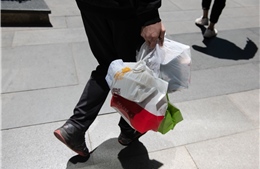 Bùng nổ ứng dụng giao đồ ăn, Trung Quốc ngập trong rác nhựa