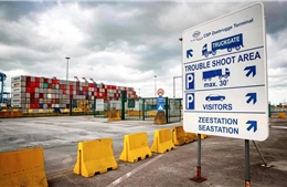 Cảng Bỉ nơi container chở 39 người nhập cư đi qua không quét ảnh tầm nhiệt