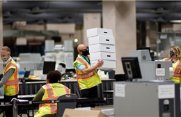 Dịch vụ Bưu chính Mỹ không kịp xử lý hàng trăm ngàn phiếu bầu qua thư