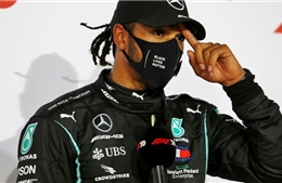 Tay đua vô địch F1 Lewis Hamilton mắc COVID-19