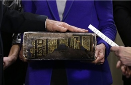 Cuốn Kinh thánh - Luật bất thành văn trong lễ nhậm chức Tổng thống Mỹ
