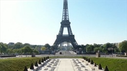 Tháp Eiffel sẽ thay màu sơn mới