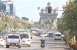 Người nước ngoài nhập cảnh vào Lào phải mua bảo hiểm COVID-19