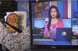 Phát thanh viên chuyển giới đầu tiên tại Bangladesh lên sóng truyền hình