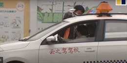 Học lái ô tô cùng giáo viên &#39;ảo&#39; tại Trung Quốc