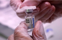Mỹ thử nghiệm tiêm thêm mũi khác loại cho người đã tiêm đủ vaccine COVID-19 