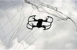 Các nhà khoa học Nga chế tạo ‘lưới nổ’, cắt đôi thiết bị bay trên trời