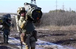 Video các lực lượng Ukraine tập luyện phóng tên lửa chống tăng gần biên giới