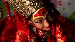 Cuộc sống của &#39;nữ thần sống&#39; 8 tuổi ở Nepal