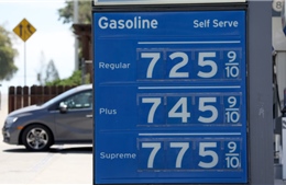 Giá xăng ở Mỹ chạm ngưỡng cao nhất mọi thời đại 