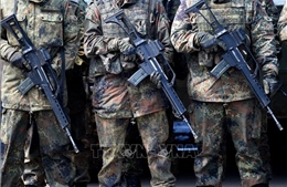 Europol lo ngại vũ khí gửi cho Ukraine bị bán ra chợ đen