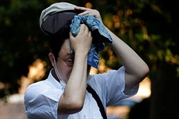 Giữa đợt nóng gay gắt, công ty Nhật Bản ra mắt gói bảo hiểm chống say nắng 
