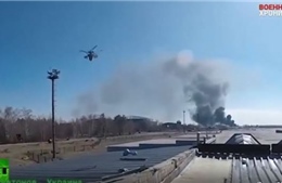 Video vụ giao tranh dữ dội giành sân bay Antonov ở Ukraine
