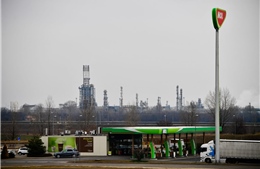 Nhiều trạm xăng ở Hungary phải đóng cửa vì thiếu nhiên liệu