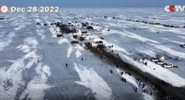 Mùa đánh cá dưới hồ băng ở Trung Quốc