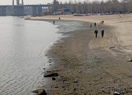 Quan chức Kherson của phía Nga nói Ukraine tổn thất nặng khi cố vượt sông Dnipro
