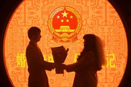 Trung Quốc cho vợ chồng mới nghỉ phép hưởng lương 30 ngày để tăng tỷ lệ sinh