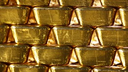 Khủng hoảng ngân hàng Mỹ leo thang, các nhà đầu tư đổ xô mua vàng