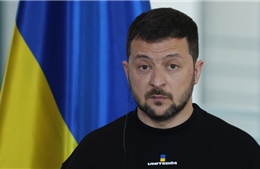 Tổng thống Ukraine ngụ ý hoãn mọi cuộc bầu cử 