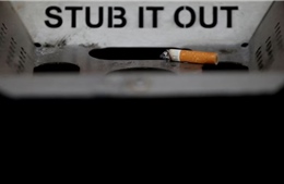Anh đề xuất cấm bán thuốc lá cho thế hệ trẻ