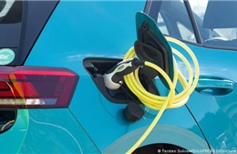 EU thông qua luật cấm bán ô tô sử dụng năng lượng hóa thạch từ năm 2035