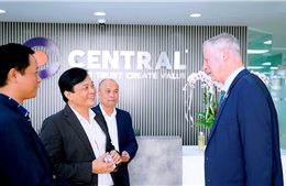 Ngài Đại sứ đặc mệnh toàn quyền Israel đến thăm và chúc Tết Central