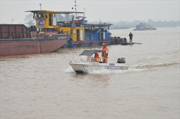 Hà Nội có 135/169 bãi vật liệu xây dựng dọc các tuyến sông hoạt động trái phép