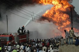 Cháy đường ống dẫn đầu ở Nigeria