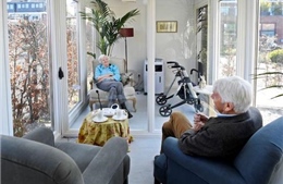 Hà Lan thiết kế cabin ngăn virus SARS-CoV-2 cho người cao tuổi tại viện dưỡng lão