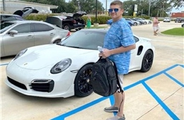 Tự in séc giả, người đàn ông Mỹ mua được siêu xe Porsche