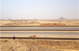 Ai Cập gây tranh cãi khi xây đường cao tốc xuyên qua cao nguyên kim tự tháp