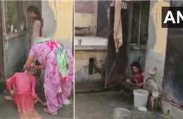 Ấn Độ giải cứu người phụ nữ bị chồng nhốt trong nhà vệ sinh suốt 18 tháng