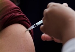 Nữ bác sĩ Mexico nhập viện sau khi tiêm vaccine COVID-19