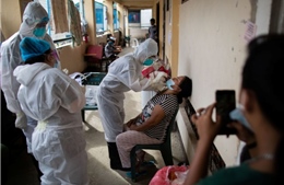 Bê bối vaccine khiến dân Philippine không muốn tiêm phòng COVID-19