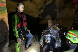 Nhà sư Thái Lan được giải cứu sau nhiều ngày mắc kẹt trong hang ngập nước 