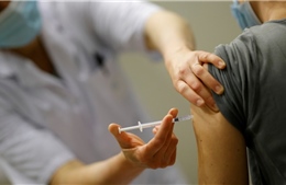 140 người bị tiêm nhầm nước muối sinh lý thay vì vaccine COVID-19 ở Pháp