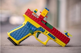 Súng thật giống hệt đồ chơi Lego gây tranh cãi tại Mỹ
