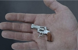 Khẩu súng nhỏ nhất thế giới nặng 19 gam có thể gây chết người