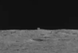 Tàu thăm dò Yutu-2 của Trung Quốc thám hiểm ‘ngôi nhà bí ẩn’ trên Mặt Trăng