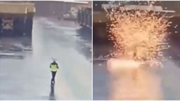 Video người đàn ông sống sót thần kỳ sau khi bị sét đánh trực tiếp dưới mưa