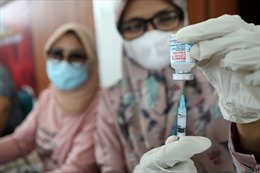 Câu chuyện người đàn ông tiêm 14 mũi vaccine COVID-19 ở Indonesia