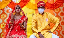 Làn sóng Omicron phá huỷ mùa cưới hỏi tại Ấn Độ