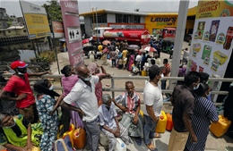 Sri Lanka tuyên bố vỡ nợ đối với các khoản nợ nước ngoài