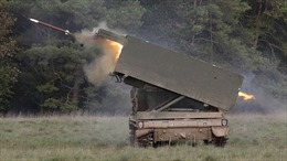 Sau Mỹ, Anh tìm cách gửi hệ thống tên lửa đa nòng hạng nặng hơn cho Ukraine