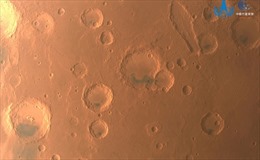Tàu vũ trụ Trung Quốc chụp được hình ảnh toàn bộ sao Hỏa