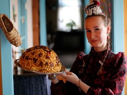 Thưởng thức bánh Chak-Chak của người Tatar dịp năm mới