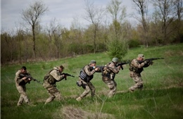 Lãnh đạo Donetsk: Ukraine hoạt động dọc toàn bộ chiến tuyến nhưng chưa phản công