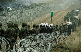 Căng thẳng leo thang, Ba Lan tính điều 10.000 binh sĩ tới biên giới với Belarus 