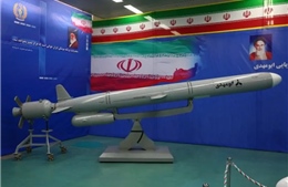 Iran tích hợp trí tuệ nhân tạo vào tên lửa mới, có thể thay đổi hướng và góc để nhắm mục tiêu