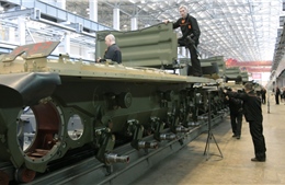 Nga lần đầu tụt xuống vị trí thứ 3 trong số các nhà xuất khẩu vũ khí lớn nhất thế giới